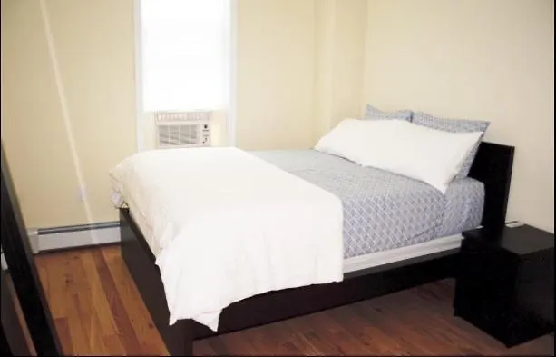 Park Slope Brownstone, Private Room, Private Bath New York Apartment